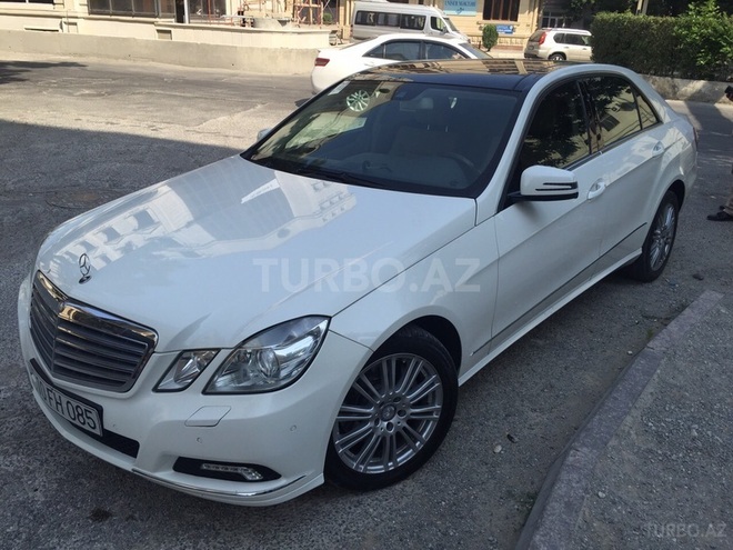 Mercedes E 300 2010, 98,000 km - 3.0 l - Bakı