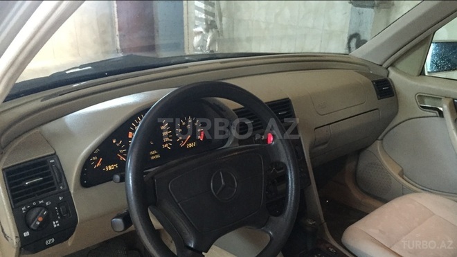Mercedes C 180 1998, 134,500 km - 1.8 л - Bakı