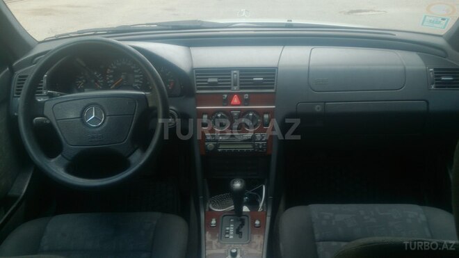 Mercedes C 180 1996, 320,000 km - 1.8 л - Bakı