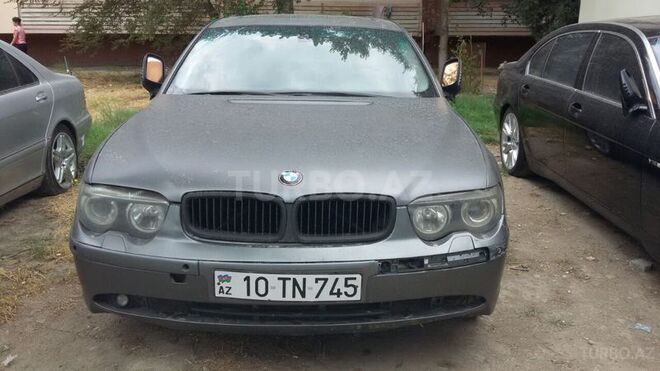 BMW 745 2002, 252,500 km - 4.4 l - Bakı
