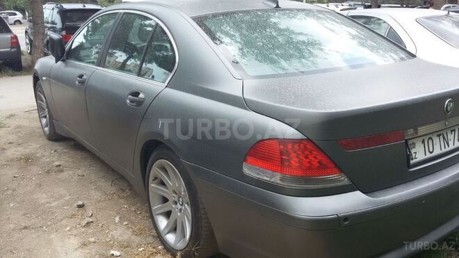 BMW 745 2002, 252,500 km - 4.4 l - Bakı