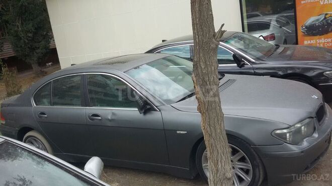BMW 745 2002, 252,500 km - 4.4 l - Bakı