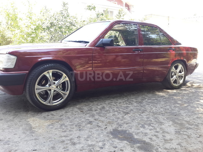 Mercedes 190 1990, 250,000 km - 2.0 l - Bakı