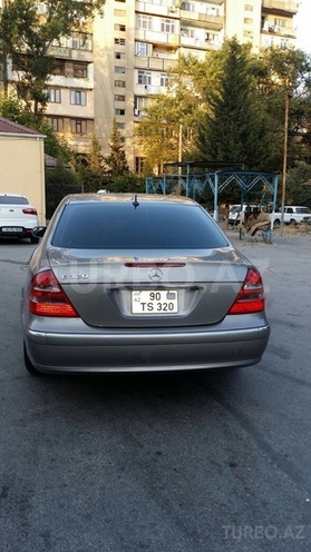 Mercedes E 320 2002, 300,000 km - 3.2 l - Bakı