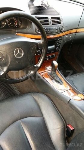 Mercedes E 320 2002, 300,000 km - 3.2 l - Bakı