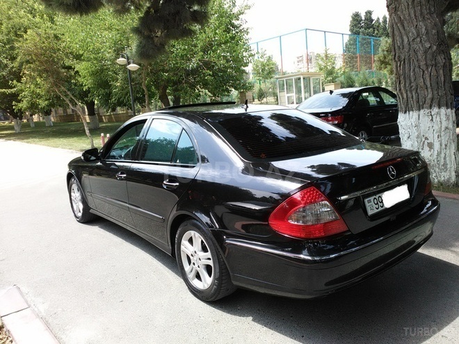Mercedes E 220 2007, 139,500 km - 2.2 л - Bakı