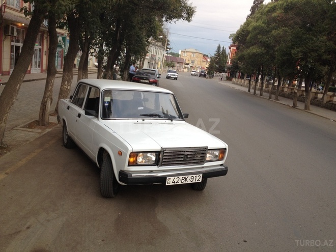 LADA (VAZ) 2107 2007, 270,000 km - 1.6 l - Bakı