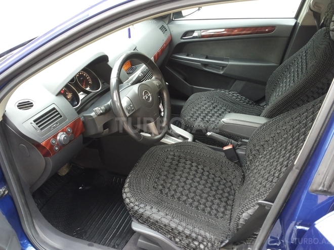 Opel Astra 2005, 220,000 km - 1.8 л - Bakı
