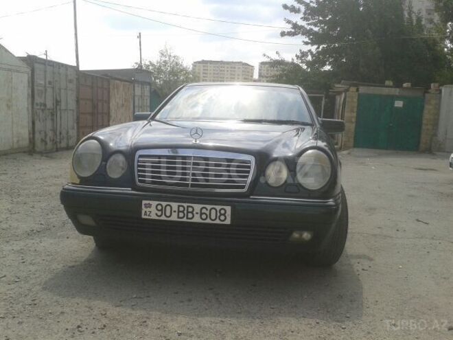 Mercedes E 240 1998, 250,000 km - 2.4 л - Bakı