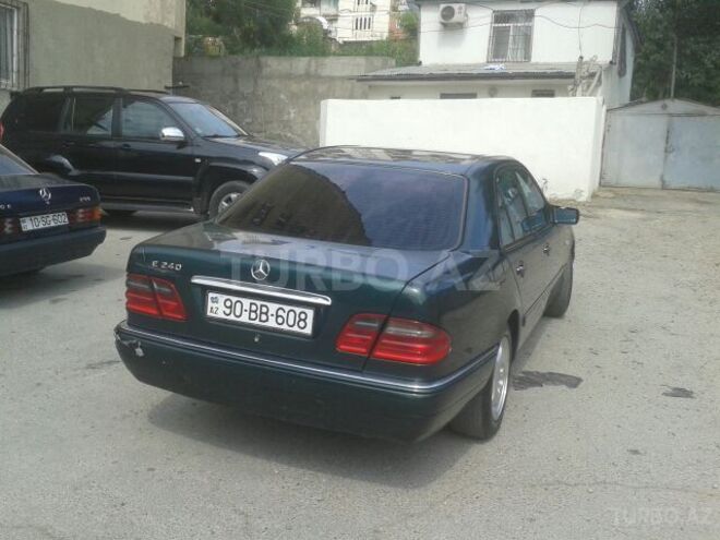 Mercedes E 240 1998, 250,000 km - 2.4 л - Bakı