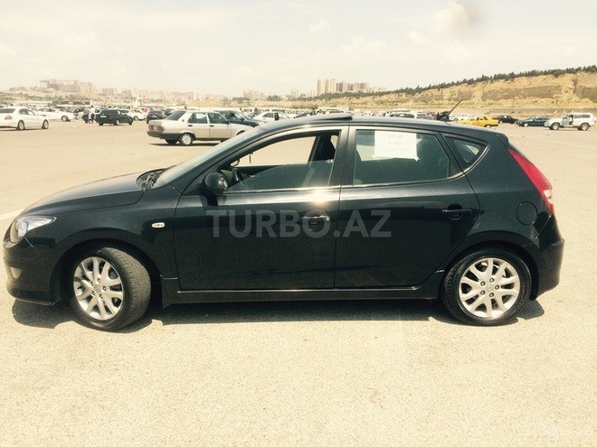 Hyundai i30 2011, 36,000 km - 0.2 l - Bakı