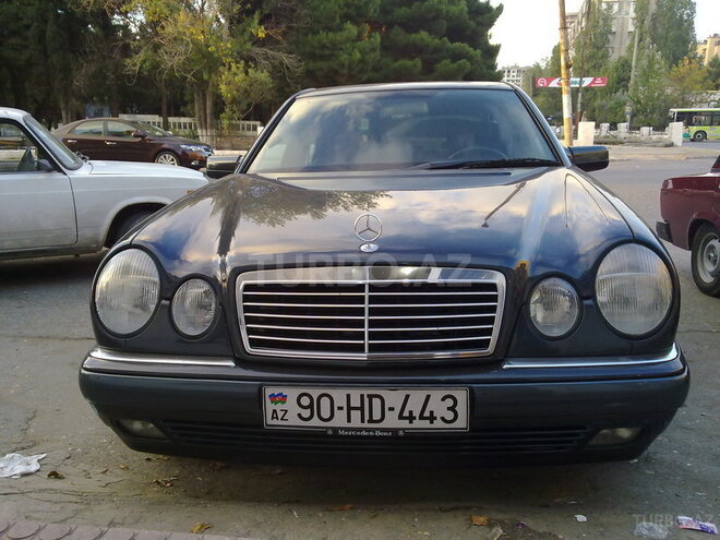 Mercedes E 230 1996, 320,000 km - 2.3 л - Bakı