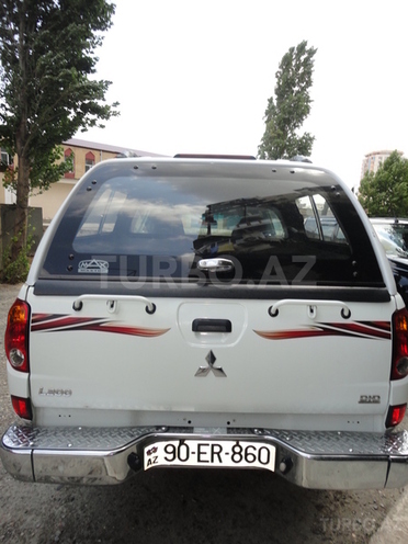 Mitsubishi L200 2008, 230,000 km - 2.5 л - Bakı