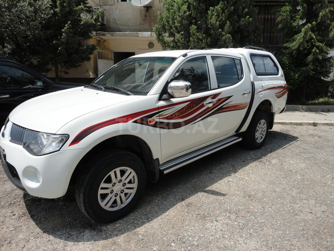 Mitsubishi L200 2008, 230,000 km - 2.5 л - Bakı