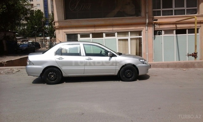 Mitsubishi Lancer 2008, 105,000 km - 1.3 l - Bakı