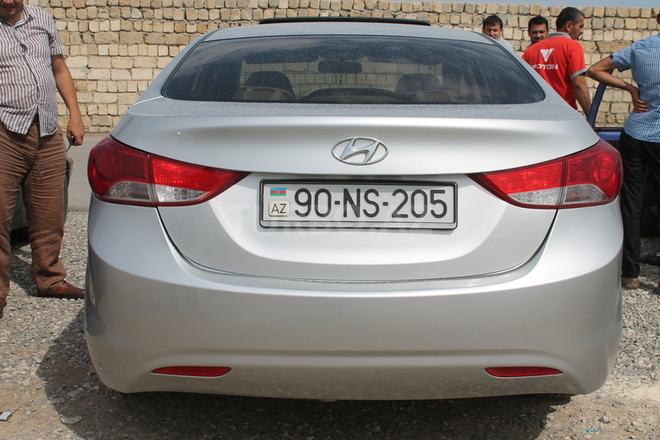 Hyundai Elantra 2012, 80,000 km - 1.6 l - Bakı