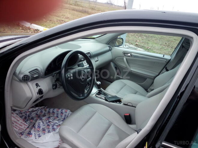 Mercedes C 230 2006, 123,000 km - 2.5 л - Bakı