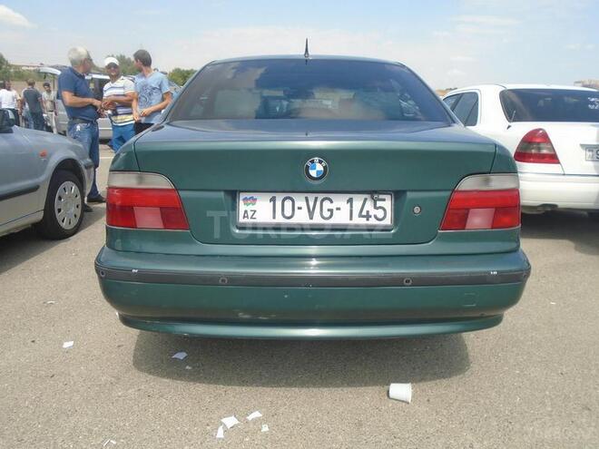 BMW 528 2000, 190,000 km - 2.8 l - Bakı