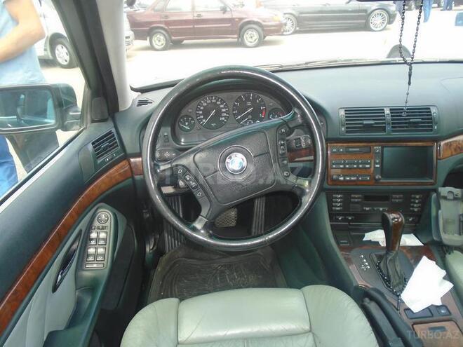 BMW 528 2000, 190,000 km - 2.8 l - Bakı