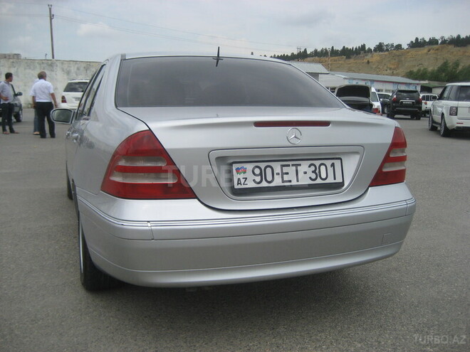Mercedes C 240 2000, 263,000 km - 2.6 l - Bakı