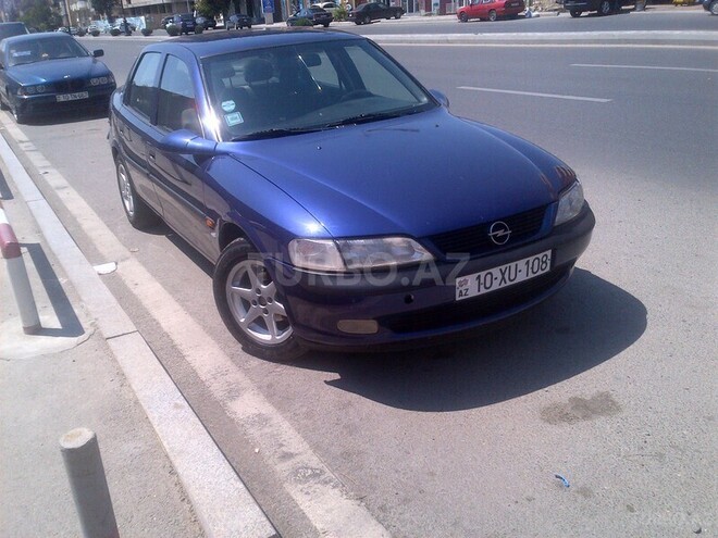 Opel Vectra 1997, 240,000 km - 1.8 l - Bakı