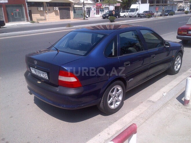 Opel Vectra 1997, 240,000 km - 1.8 l - Bakı