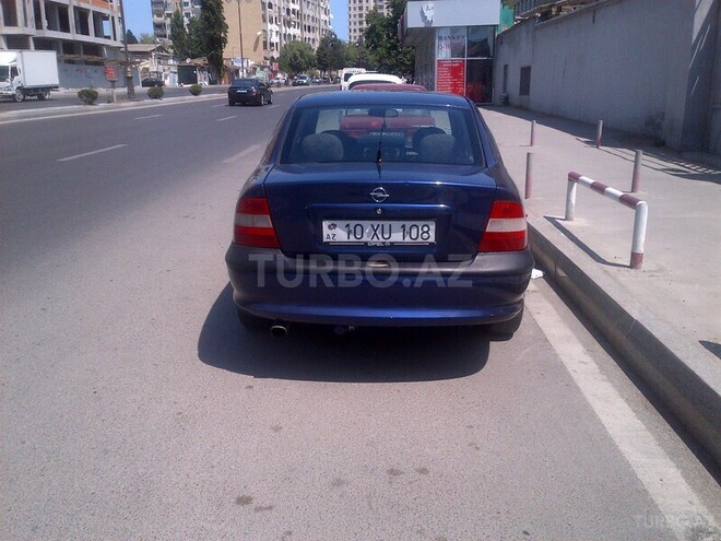 Opel Vectra 1997, 240,000 km - 1.8 l - Bakı