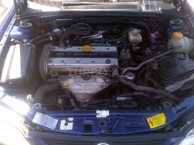 Opel Vectra 1997, 240,000 km - 1.8 l - Bakı