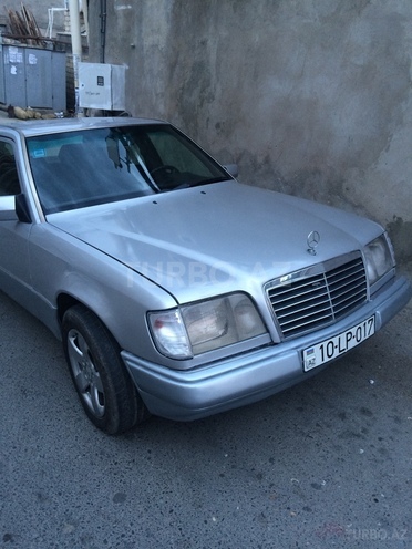 Mercedes C 220 1993, 100,000 km - 2.2 l - Bakı