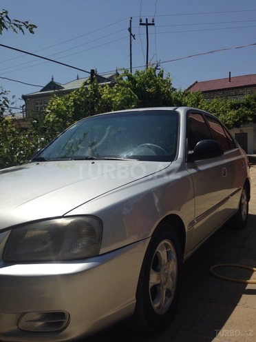 Hyundai Accent 2002, 240,000 km - 1.6 l - Bakı