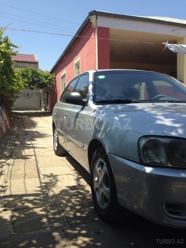 Hyundai Accent 2002, 240,000 km - 1.6 l - Bakı