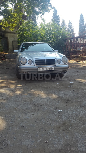 Mercedes E 220 1997, 218,000 km - 2.2 l - Bakı