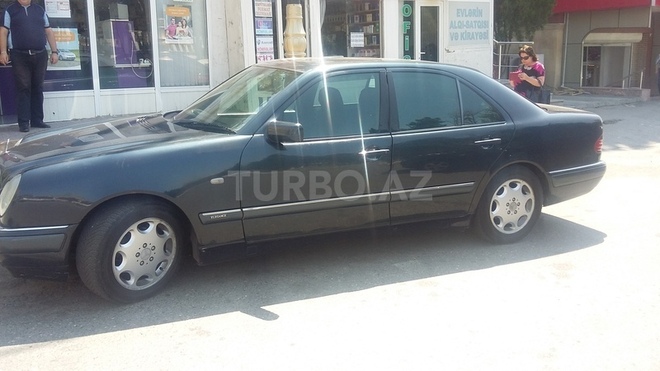 Mercedes E 230 1996, 342,000 km - 2.3 л - Bakı