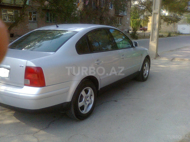 Volkswagen Passat 1998, 150,000 km - 1.8 l - Bakı