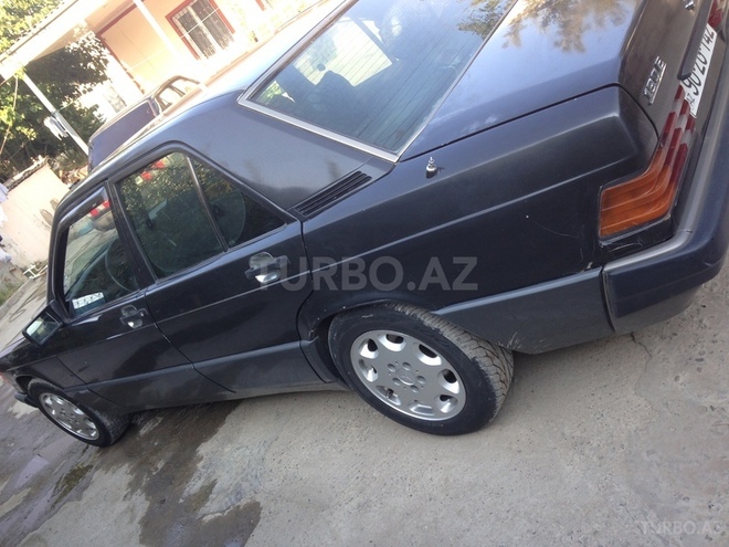 Mercedes 190 1992, 160,000 km - 2.0 l - Bakı