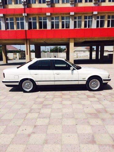 BMW 520 1995, 190,500 km - 2.0 l - Bakı