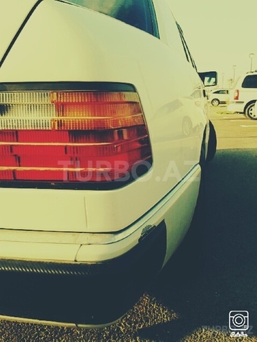 Mercedes E 200 1991, 280,000 km - 2.0 л - Bakı