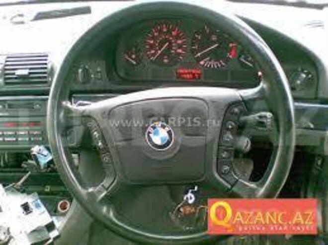 BMW 116 2015, 273,457 km - 0.4 l - Bakı
