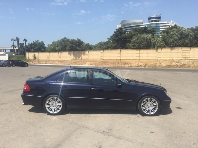 Mercedes E 320 2006, 136,000 km - 3.0 l - Bakı