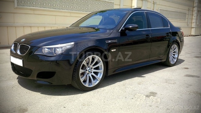 BMW M5 2005, 103,000 km - 5.0 л - Bakı