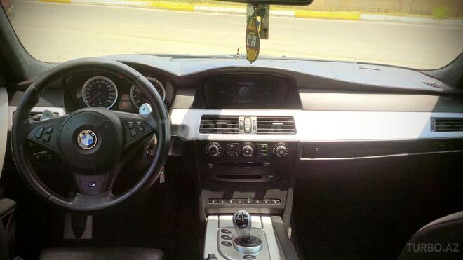 BMW M5 2005, 103,000 km - 5.0 л - Bakı