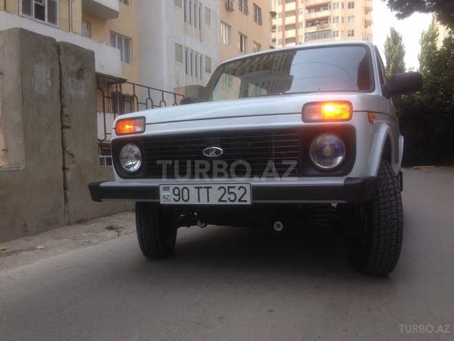 LADA (VAZ) Niva 2015, 3,104 km - 1.7 л - Bakı