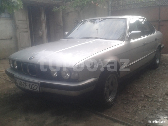 BMW 520 1991, 30,000 km - 0.2 l - Bakı