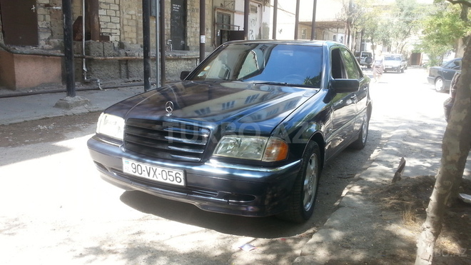 Mercedes C 240 1998, 240,000 km - 2.4 l - Bakı
