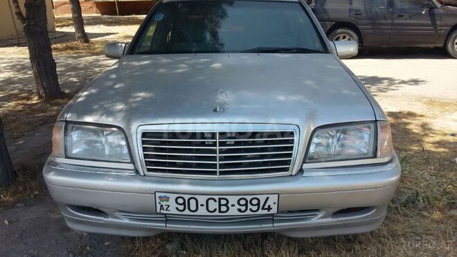 Mercedes C 230 1999, 164,800 km - 2.3 л - Bakı