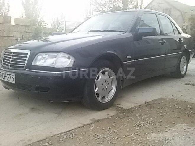 Mercedes C 220 2000, 241,000 km - 2.2 л - Bakı