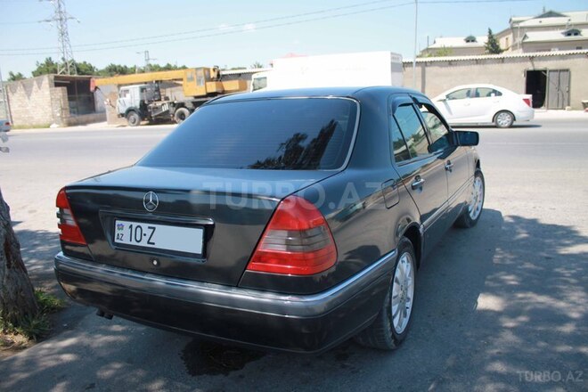 Mercedes C 220 1995, 280,000 km - 2.2 l - Bakı