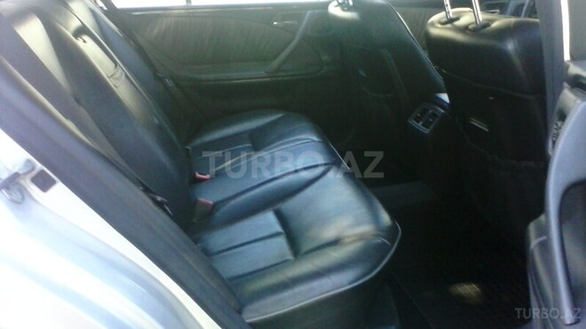 Mercedes E 320 1999, 251,000 km - 3.2 l - Bakı