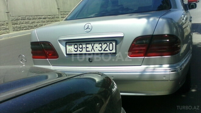 Mercedes E 320 1999, 251,000 km - 3.2 l - Bakı