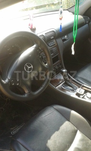 Mercedes C 240 2003, 255,000 km - 2.6 l - Bakı